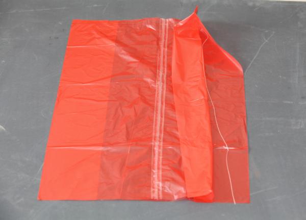 Colorful Disposable PE Apron Flat Packed , Plastic Kitchen Apron Smooth Surface