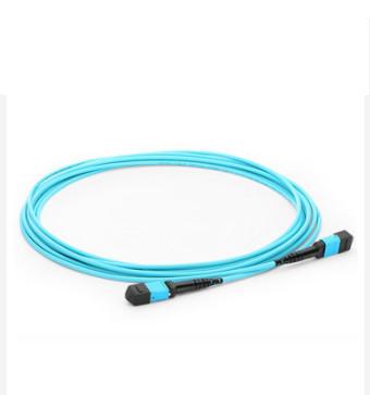 Le tronc de fibre optique de MPO câblent 12 24 pullovers multi de mode du noyau OM3 OM4