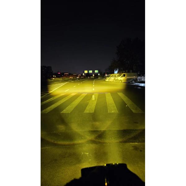 110*68*68mm Luz de nevoeiro para ônibus Lâmpada de caminhão Acessório essencial para ônibus turísticos