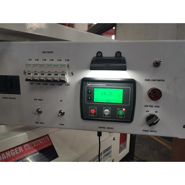 Q235 360 башня вращения 16KW мобильная светлая для конструкции