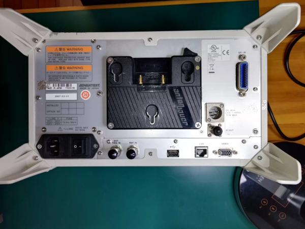 Advantest U3751 8 GHz Lightweight RF Spectrum Analyzer CBW 100 Hz – 30 MHz