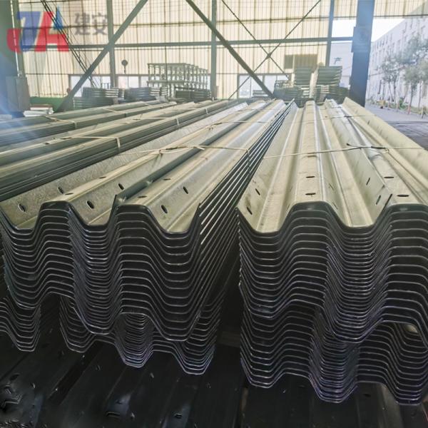 Мастерская барьер столкновения прямые барьерные защитные колонны для наружной безопасности дорожного движения