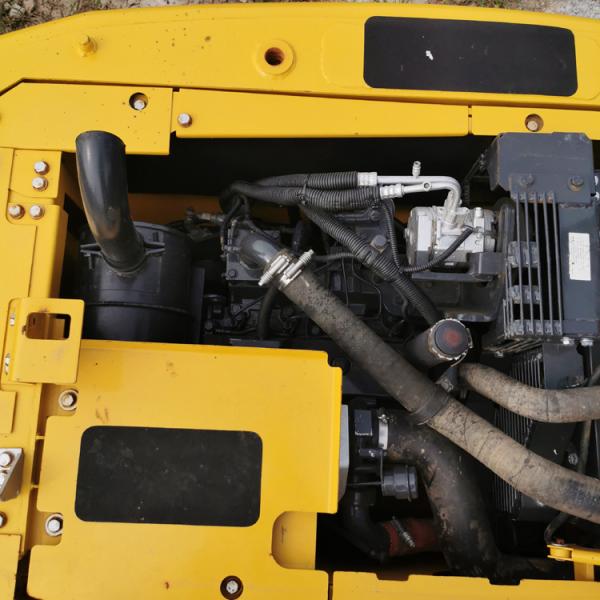 Japan Made Good Condition Komatsu PC130 Excavator 13 Ton Crawler Machine Weight in Shanghai