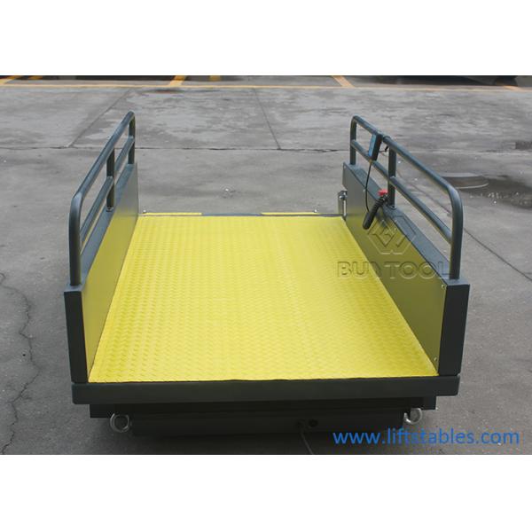 Tabela de elevador vertical da cadeira de rodas 500 libras de patamar hidráulico de 100kg