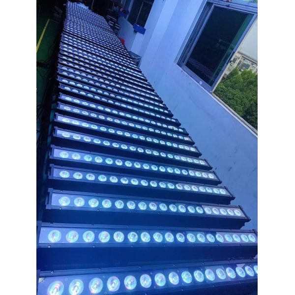 DMX Sound Control 18x10W RGBW 4 in 1 Wall Washer  LED Strip Bar Light with Functional Effect