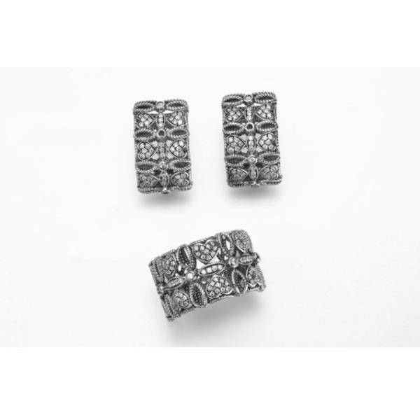 Узел и сердце окружили 925 серебряных серег белого золота серег CZ