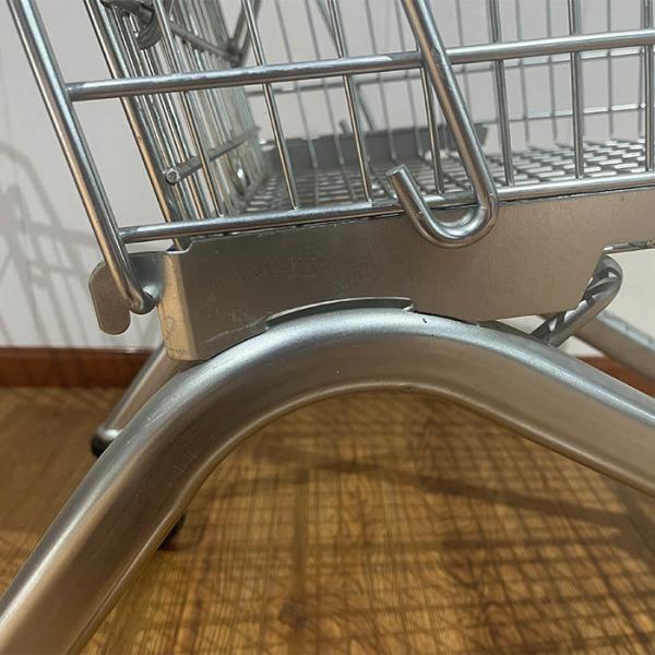 100L Tienda de comestibles que lleva un carrito de compras de metal plegable de gran capacidad con asiento infantil