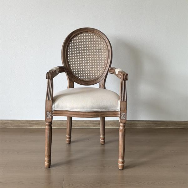 Modern Design Style Nitrolacquer Finish French Vintage Style Customized Wood Dining Fabric Louis Armrest Chair for Event