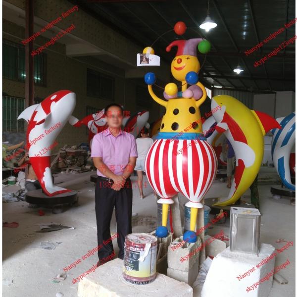 Outdoor Garden sculpture clown statue  strong fiberglass material in garden/ plaza/ shopping mall for attraction