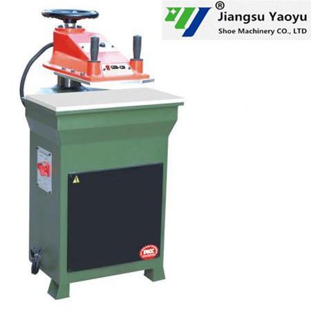 High Efficiency Swing Arm Cutting Press Machine , Clicker Machine Press 