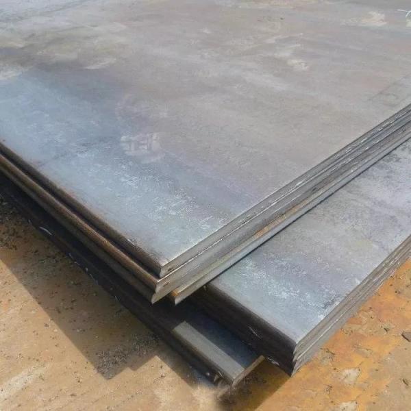 Plain or Oiled A36 S235jr S275jr S355jr Ss400 St37 St52 Anti-Wear Hot Rolled Steel Plate