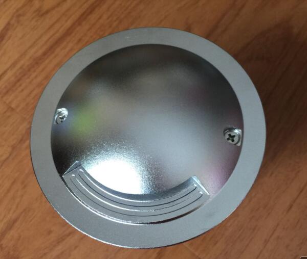 A presión la luz subterráneo echada a un lado 24V 120V 240V de 3W cuatro de aluminio LED de la fundición