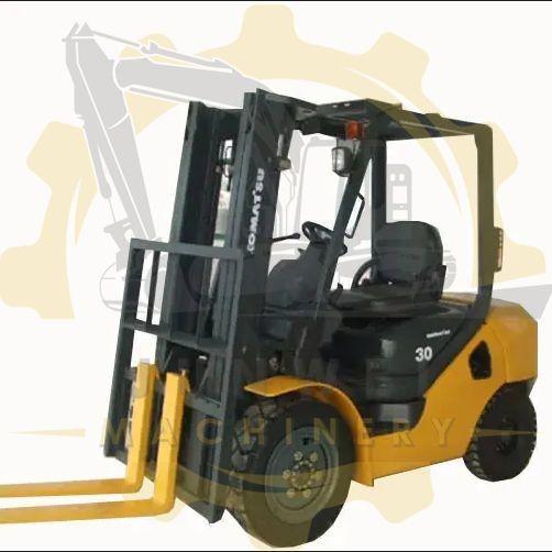 Used Komatsu Forklift 4000 kg 2 Tons 3 Tons 5 Tons Japan ISUZU Engine Performance