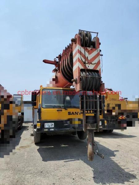 130 tonnes d'équipements de levage mobiles utilisés pour le levage
