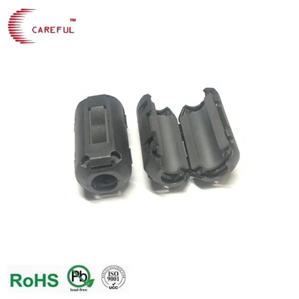 Couleur noir, gris et blanc Rohs ISO9001 deux pièces EMI Ferrite Clamp Core Pour l'utilisation EMI