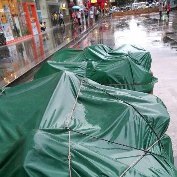 Легкий вес Огнеупорный брезент Устойчивость к абразии для крыши покрытия высокопрочный материал