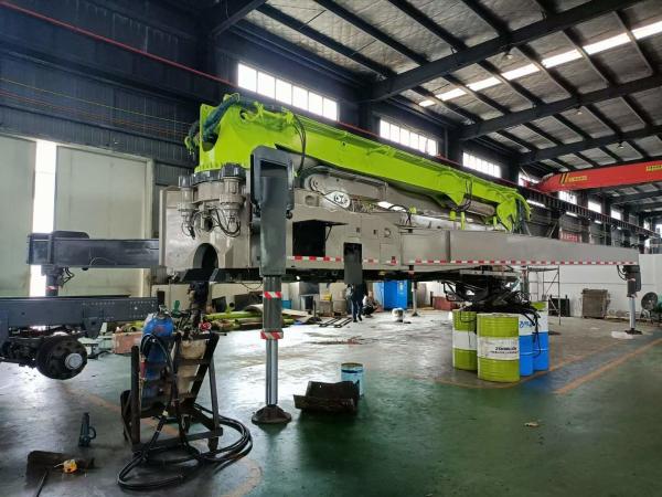 Zoomlion Benz Refurbished Concrete Pump Truck Used Concrete Mixer Pump ISO9001