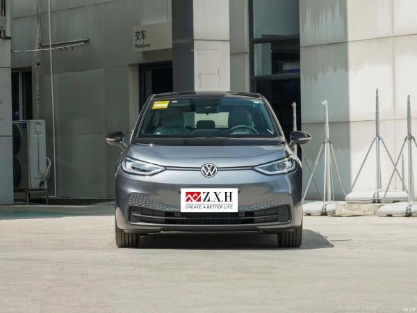 VW ID.3 New energy two-compartment vehicle with five doors and five seats and 450 km range is made in China