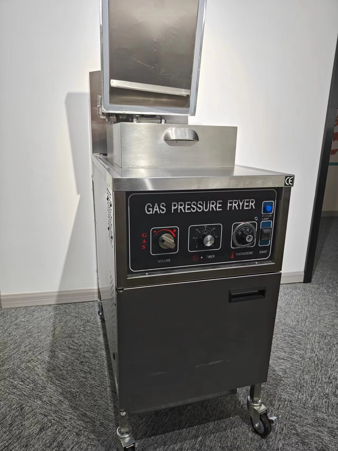 Механическая панель 304 SUS Газовое отопление Куриная фритюрка под давлением без фильтрации масла