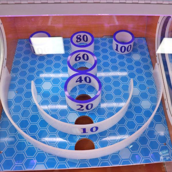 3 Player Lane Arcade Games Machines , Happy Bowling Ticket Redemption Machine