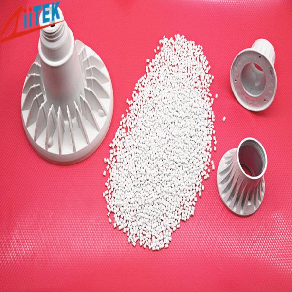 White Heat Conductive Plastic 1.8W Lighter Than Normal Aluminum Housing For LED Light Housing