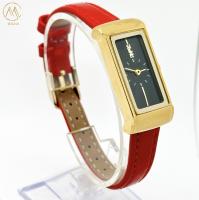 Des montres de poignet en quartz avec une résistance à l'eau de 30 m.