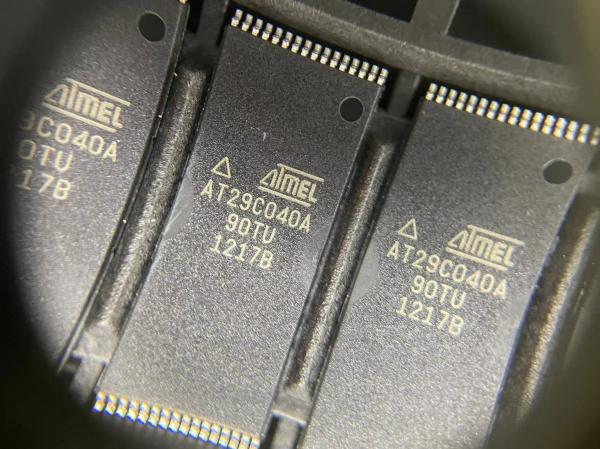 AT29C040A 90TU 4mbit 32TSOP Flash Memory IC Parallel