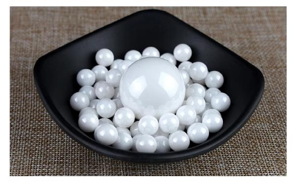 Balises de meulage en zirconium blanc à fort impact