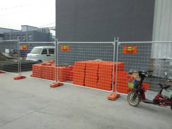Mobile Temporary Aluminum Fence / Mesh Pool Safety Fence Q195 / Q235 Materials