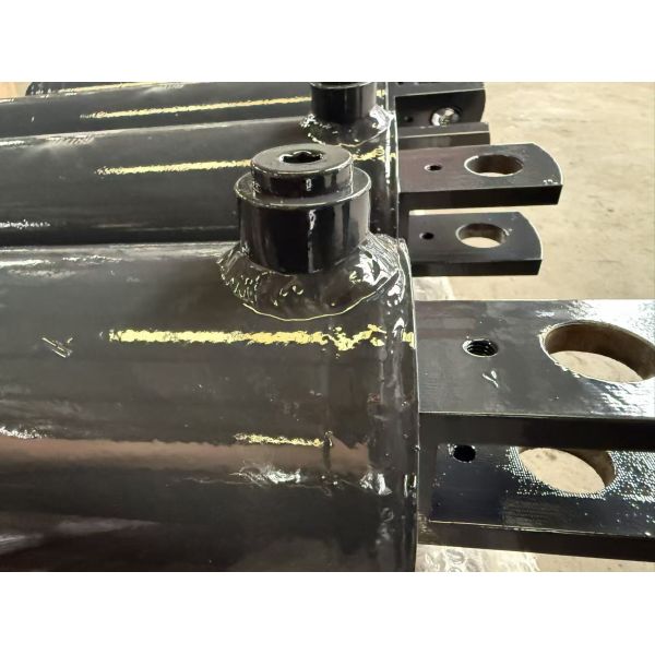 Hard Chrome Plated Lifting Hydraulic Cylinder Custom Designed With Double Clevis Ends