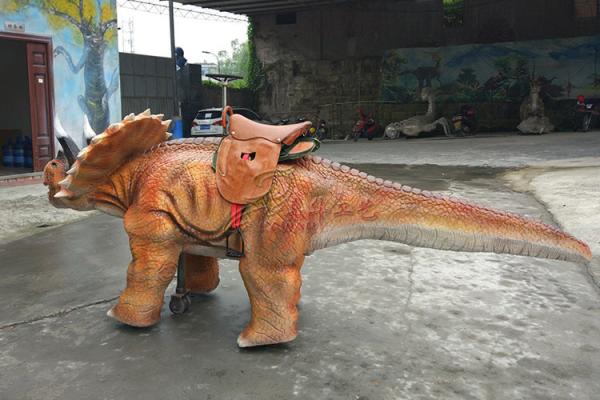 Passeios de passeio Animatronic do dinossauro do parque de diversões para crianças e adultos