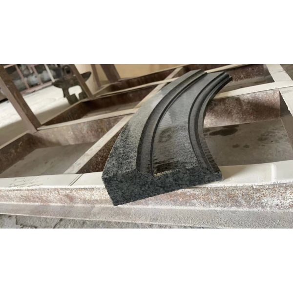 Automatic Smart Monoblock 5 Axis CNC Bridge Saw Cutting Machine for Granite Marble Quartz with 3400*2000*180mm Max Processing Size 15kw Motor 380V Power