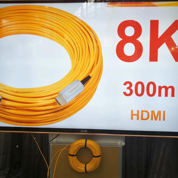4 Ports True 4K 8K HDMI Splitter And Extenders / 4K HDMI Splitter 100 Ώ
