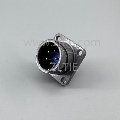 FQ18 Series 5-Pin Square Flange Male Socket