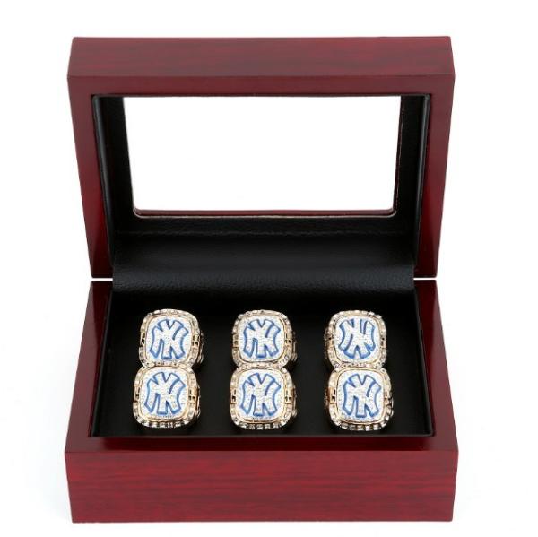 Lacquered Wooden Ring Jewelry Gift Packing Box With Clear Window