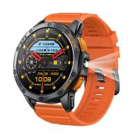 K67 Sport Smart Watch avec lampe de poche LED IP68 Compas barométrique étanche Altimètre