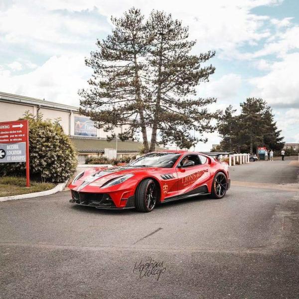 Para Ferrari 812 Fibra de carbono Kit de carrocería 812 Modernizado estilo MSY Fibra de carbono delantera y trasera del parachoques