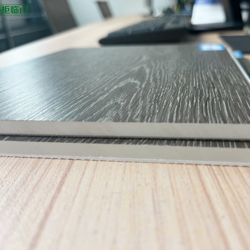 Waterproof SPC Flooring Panel Interlocking Anti Slip Wear Resistance