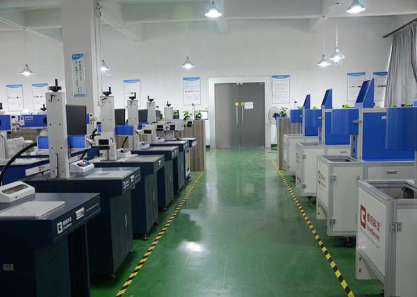 No Power Coupling Loss Fiber Laser Engraving Machine For Various Nonmetal Materials