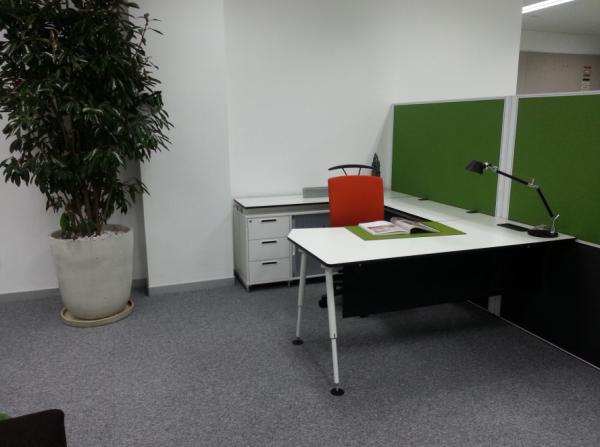 good quality modern office furniture