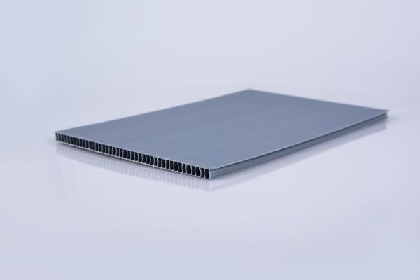 Grey Corrugated PP Sheets UV Resistant Corrugated Plastic Boards Waterproof Floor Protection