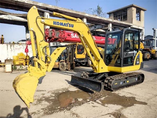 Used 5Ton Komatsu 56 Mini Excavator Moving Type Crawler Affordable for sale