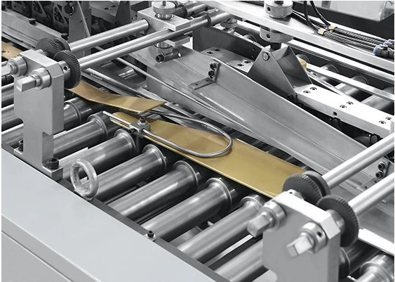 Bolsa de papel automática de Ecoographix que hace la máquina