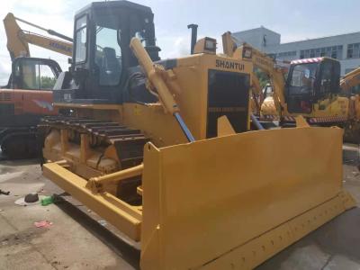 SD16 usou a escavadora da esteira rolante