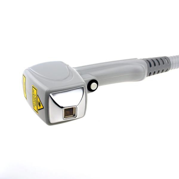 Pain Free Laser Hair Removal Machines For Salons Single Wavelength 808nm