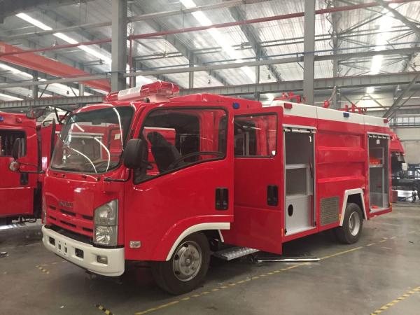 Minitanque de água ISUZU caminhão de bombeiros de espuma 4 toneladas 6 rodas certificação ISO9001