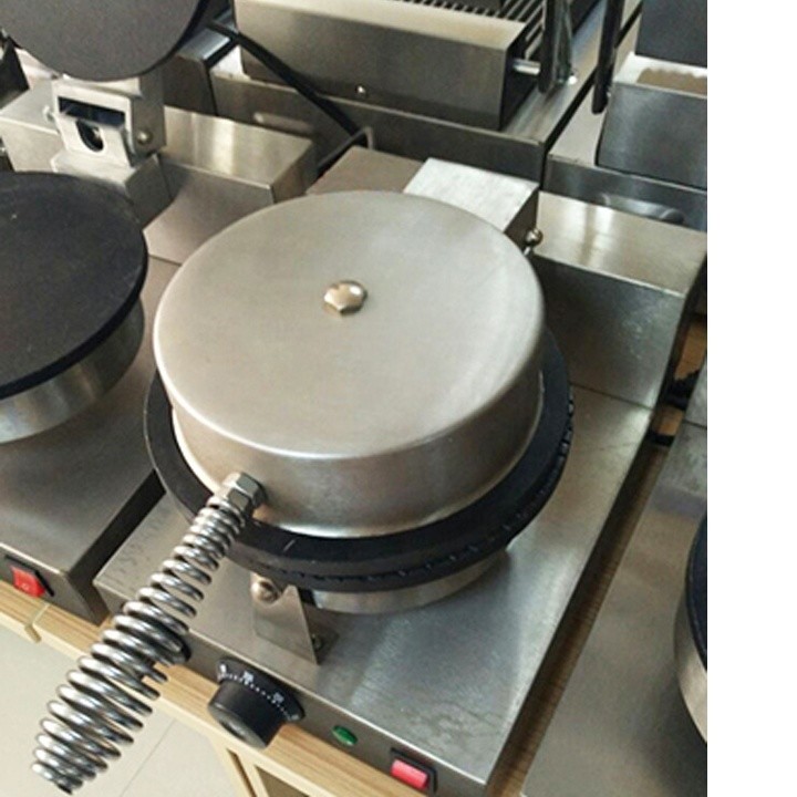 Custom Color Mini Electric Egg Breakfast Custard Sundae Pizza Crepe Round Waffle Maker