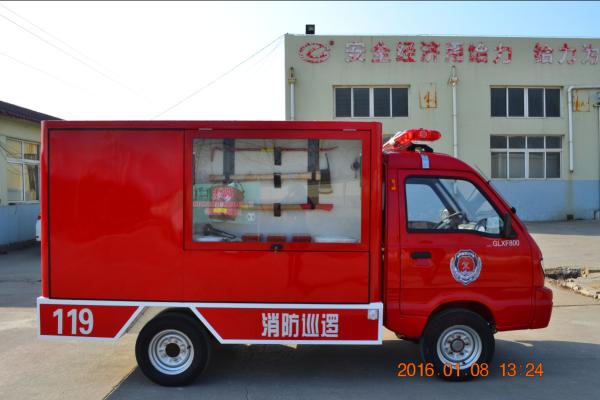 Eco Friendly Electric Fire Truck Fire Fighting Vehicle With Enclosed Cabin