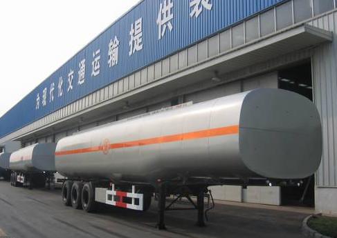 3 Axles Steel Fuel Tank Truck Trailer , Oil Tank Truck For Transportation