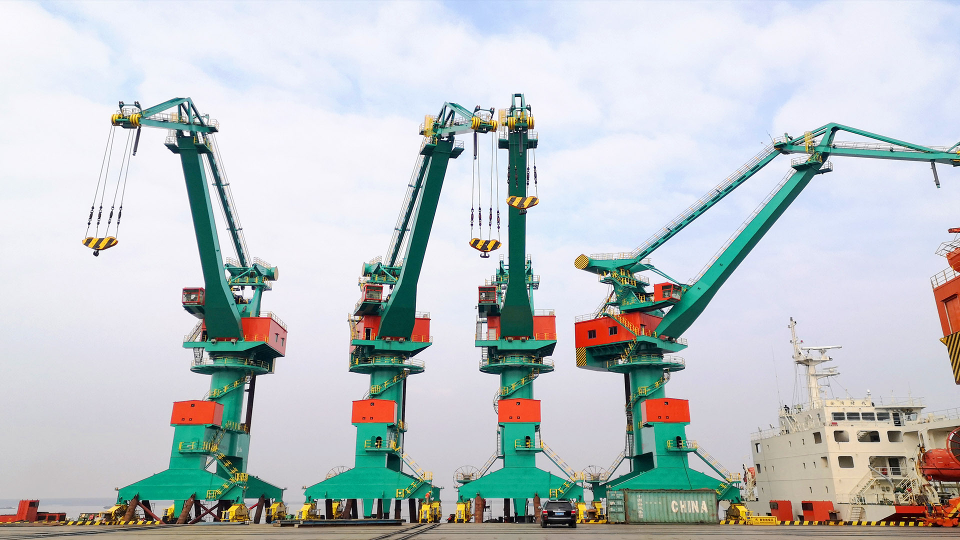 Fourlink Harbour Port Cranes Singleboom and Fourboom Harbour Port Crane Portal Crane Mechanisms